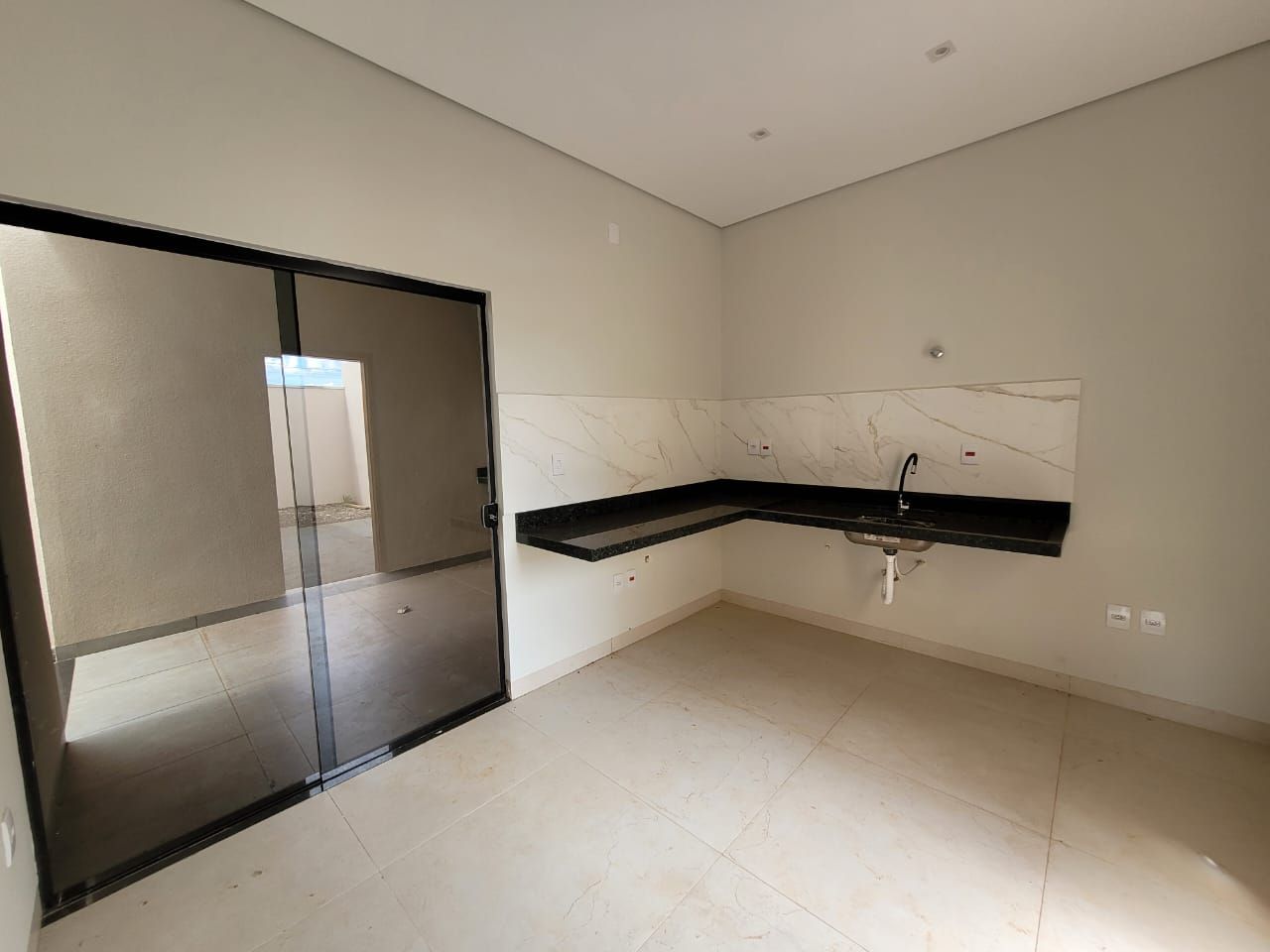Casa com 3 quartos no Jardim Cristhais em Dourados/MS — foto 8