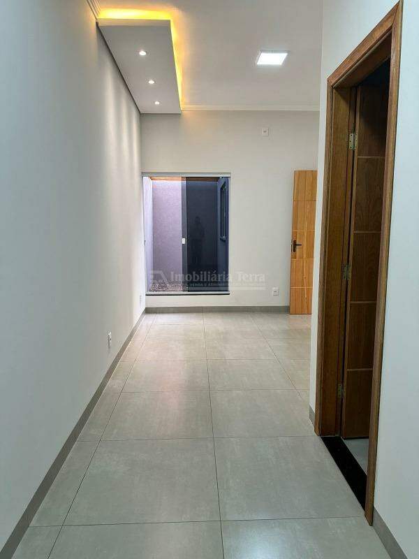 Casa com 3 quartos no Conjunto Habitacional Izidro Pedroso em Dourados/MS — foto 10