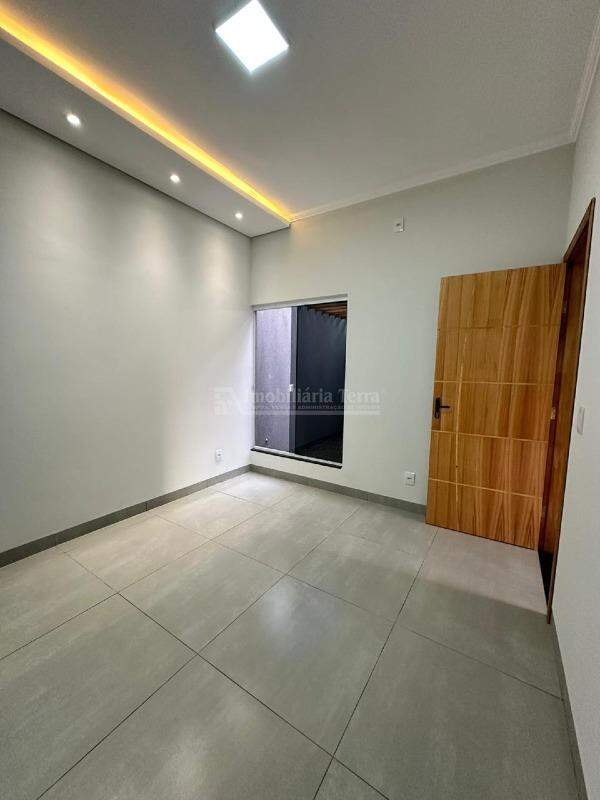 Casa com 3 quartos no Conjunto Habitacional Izidro Pedroso em Dourados/MS — foto 5