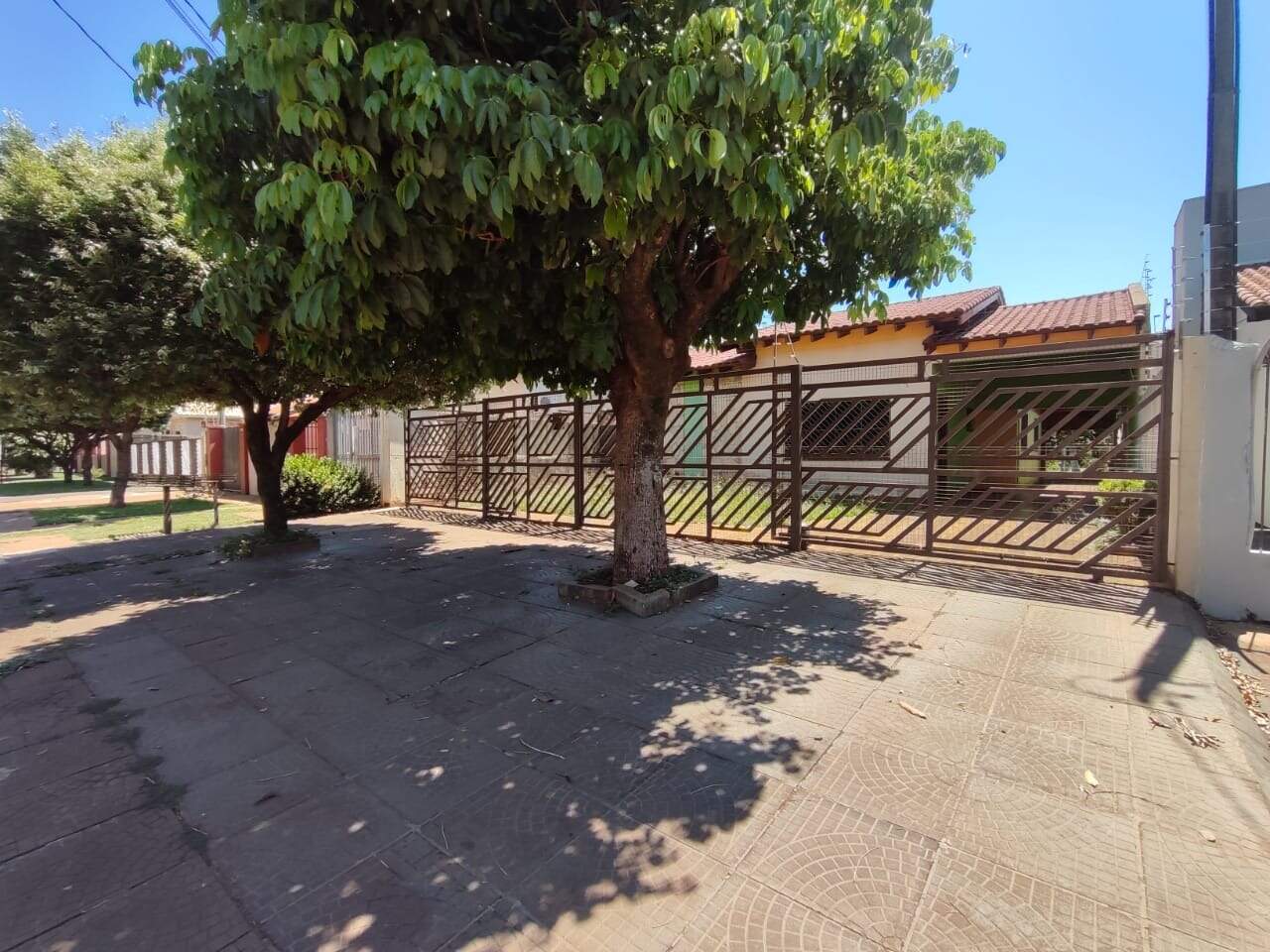 Casa com 3 quartos no Vila Alba em Dourados/MS — foto 1