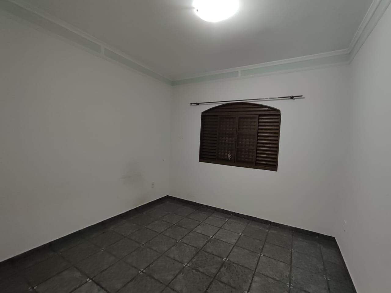 Casa com 3 quartos no Vila Alba em Dourados/MS — foto 10