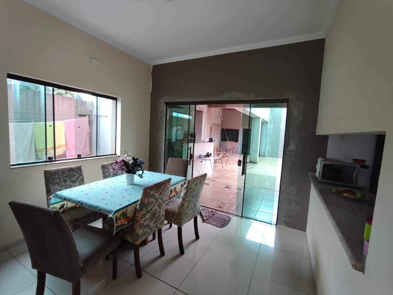 Casa com 4 quartos no Jardim Marilia em Dourados/MS — foto 4