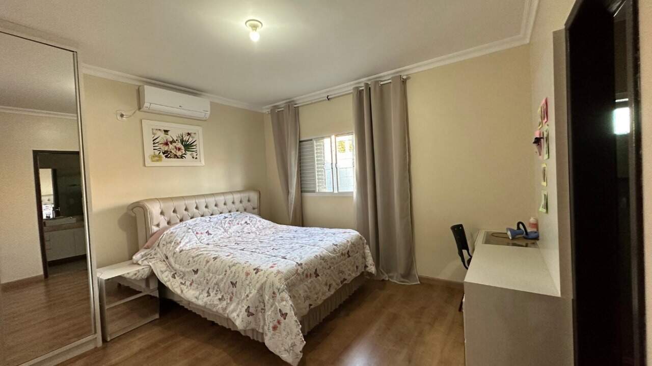 Casa com 4 quartos no Vila Arapongas em Dourados/MS — foto 10