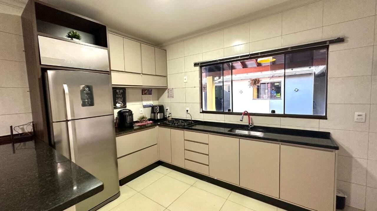 Casa com 4 quartos no Vila Arapongas em Dourados/MS — foto 9