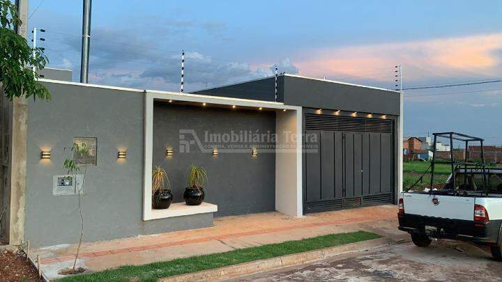 Casa com 2 quartos no Cidade Jardim II em Dourados/MS — foto 1