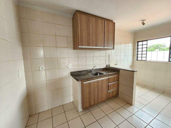 Apartamento com 3 quartos no Vila Progresso em Dourados/MS — foto 2