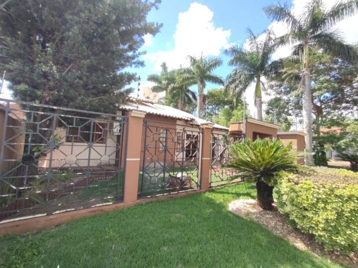 Casa com 3 quartos no Jardim Flórida em Dourados/MS — foto 2