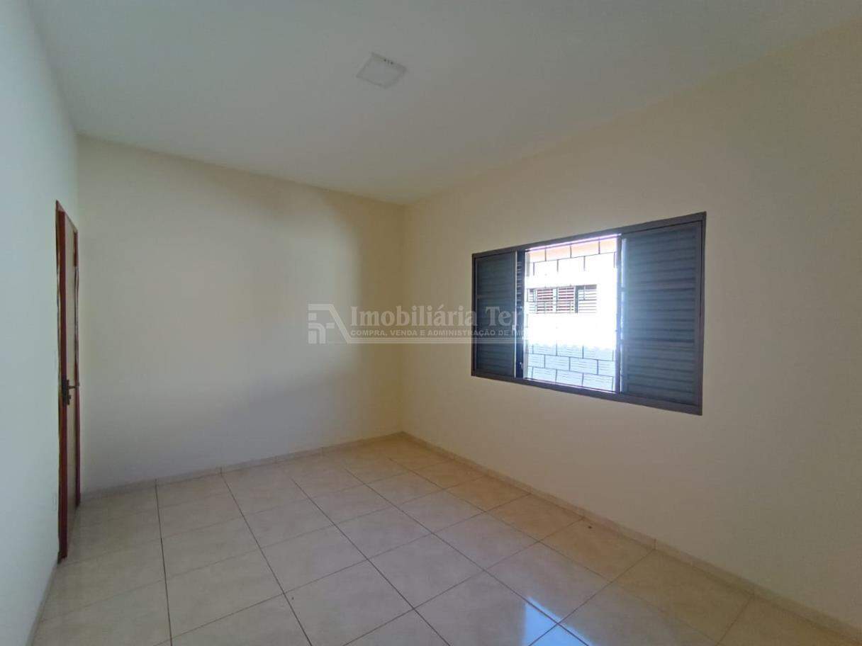 Casa com 3 quartos no Vila São Luiz em Dourados/MS — foto 6
