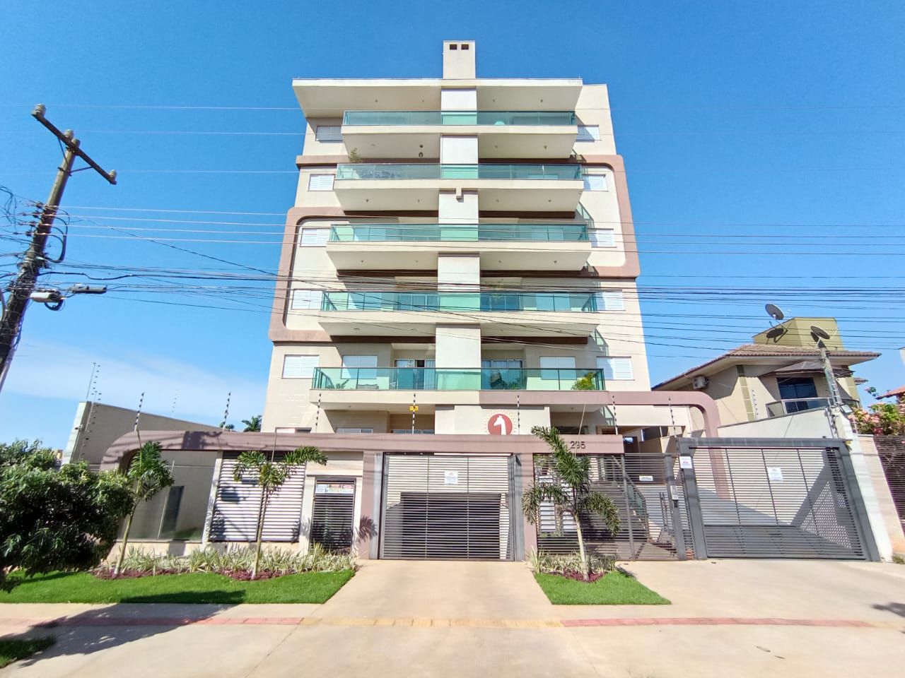 Apartamento com 3 quartos no Parque Alvorada em Dourados/MS — foto 1