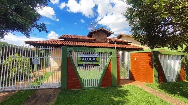 Casa com 3 quartos no Parque Alvorada em Dourados/MS — foto 1