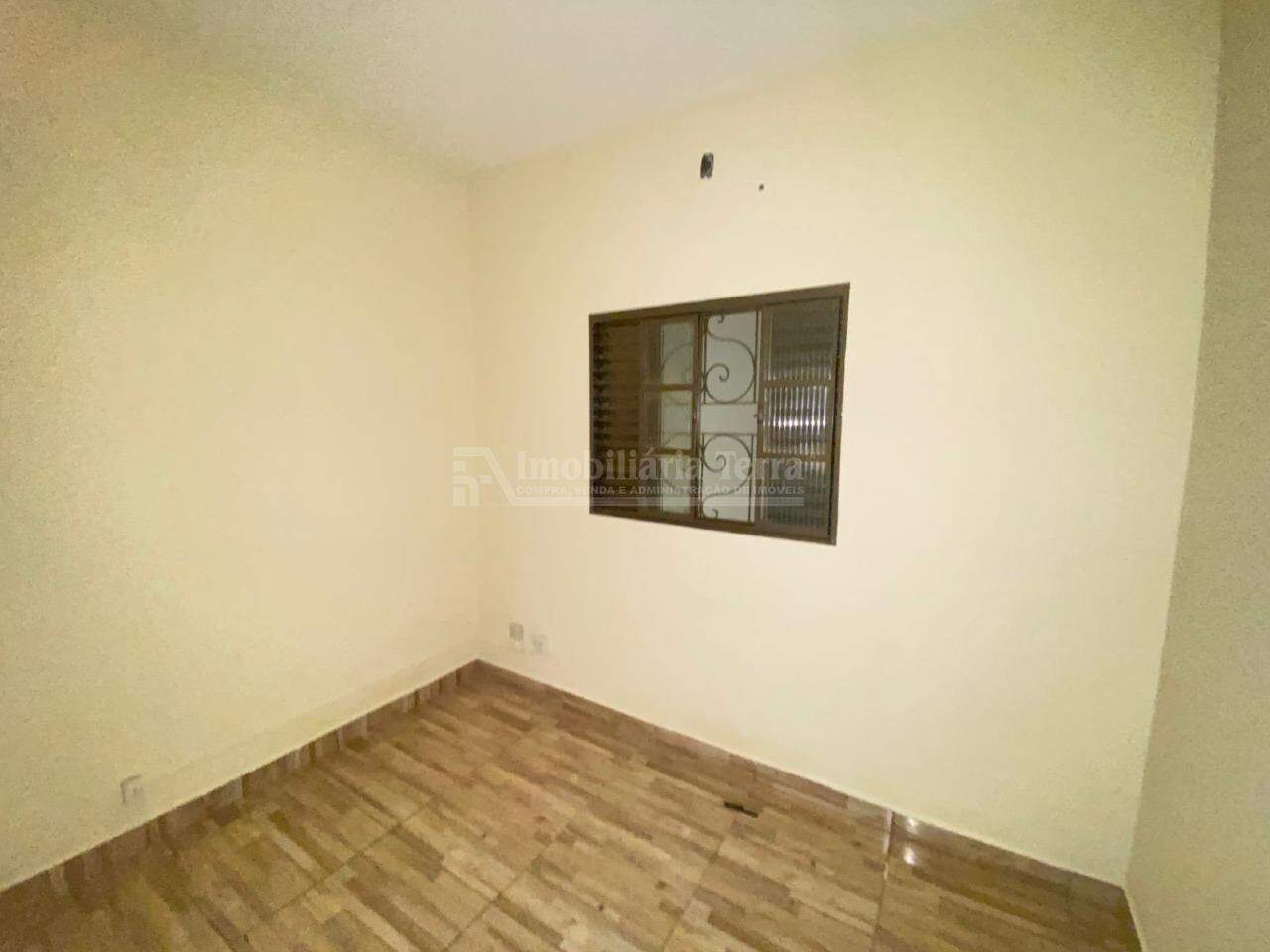 Casa com 4 quartos no Centro em Dourados/MS — foto 6