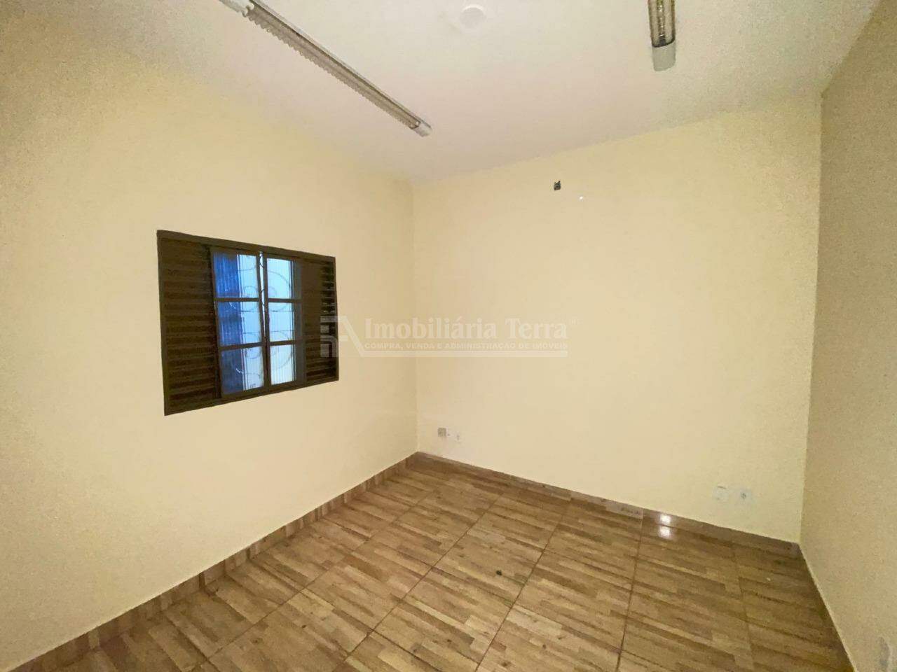 Casa com 4 quartos no Centro em Dourados/MS — foto 4