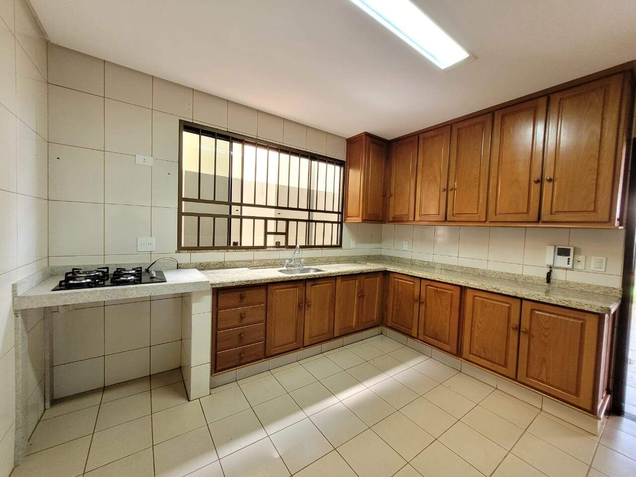 Casa com 4 quartos no Parque Alvorada em Dourados/MS — foto 3