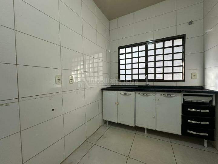 Casa com 2 quartos no Vila Esperança em Dourados/MS — foto 2