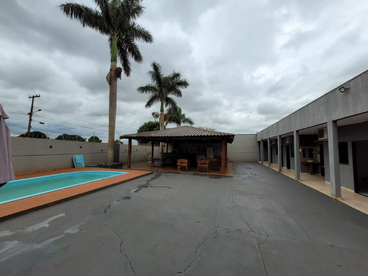 Imóvel Comercial com 5 quartos no Campo Belo em Dourados/MS — foto 2