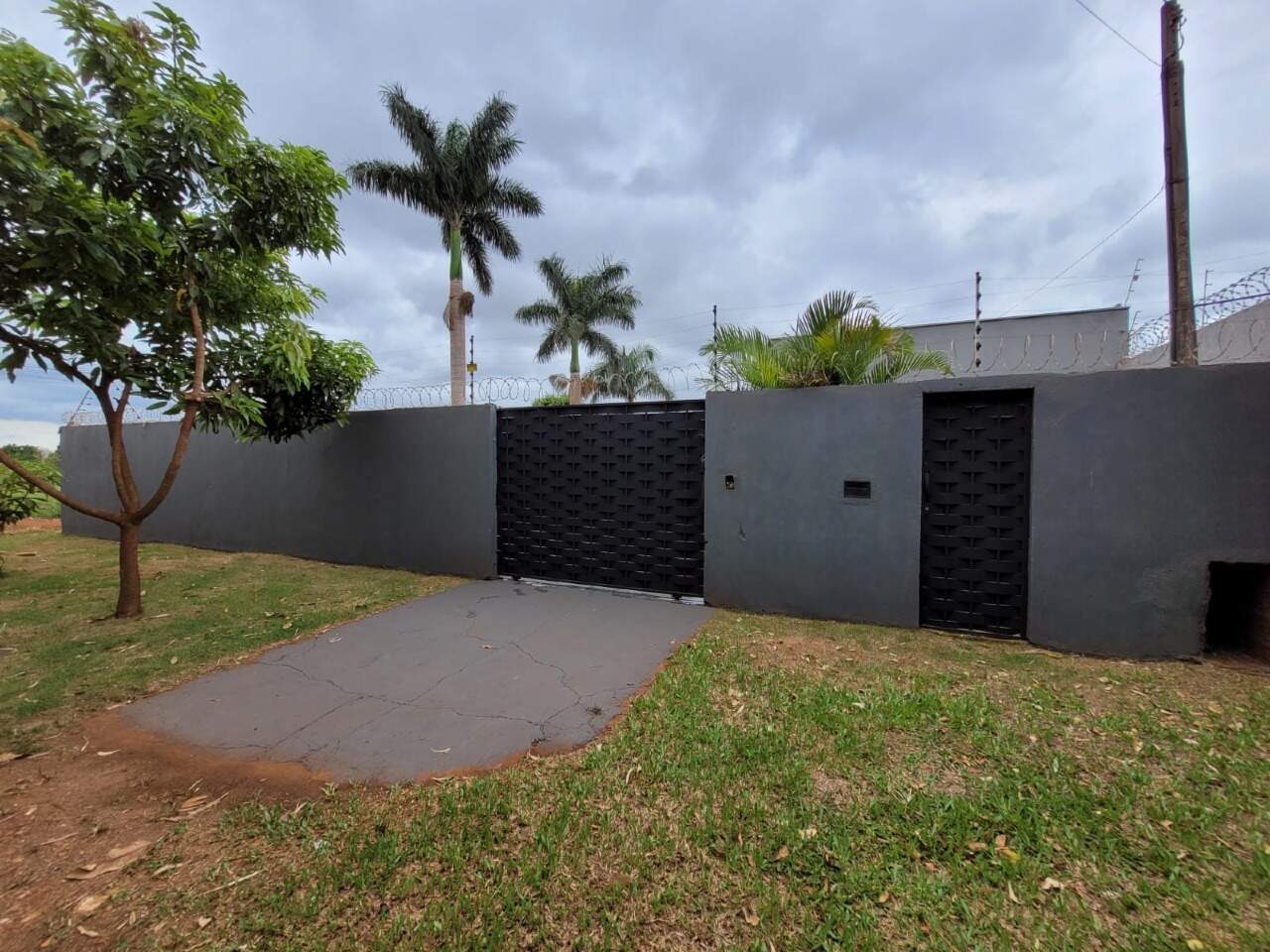 Imóvel Comercial com 5 quartos no Campo Belo em Dourados/MS — foto 1