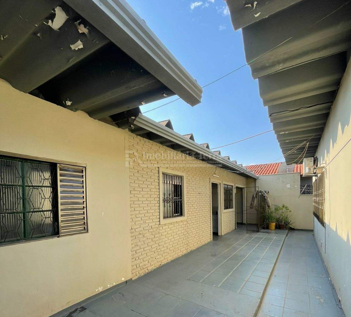 Casa com 3 quartos no Vila São Luiz em Dourados/MS — foto 5