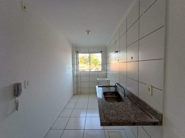 Apartamento com 2 quartos no Jardim Universitário em Dourados/MS — foto 2