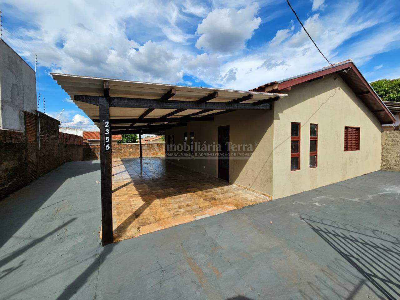 Casa com 3 quartos no Jardim Rasslem em Dourados/MS — foto 2