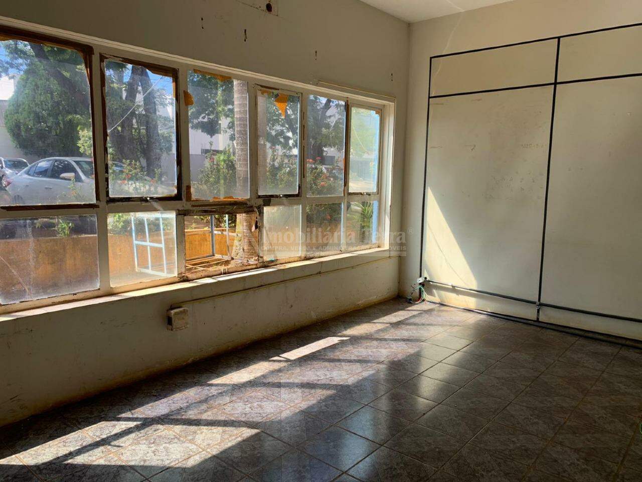 Prédio no Centro em Dourados/MS — foto 9