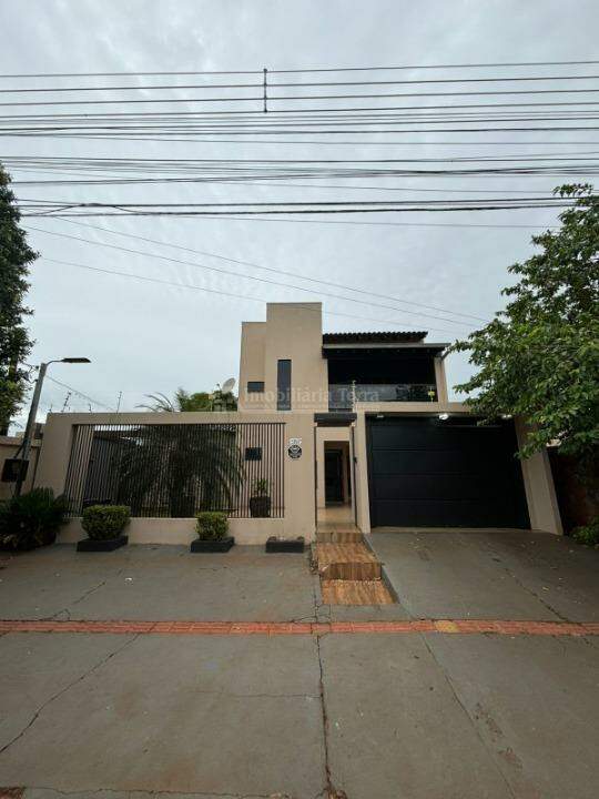 Casa com 5 quartos no Parque Alvorada em Dourados/MS — foto 1