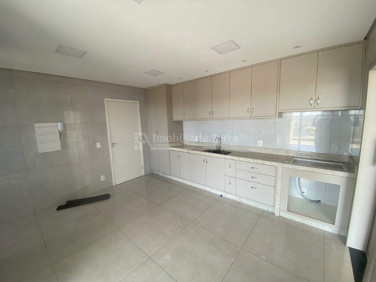 Apartamento com 3 quartos no Centro em Dourados/MS — foto 2