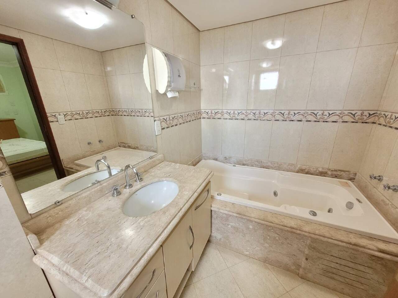 Apartamento com 4 quartos no Vila Planalto em Dourados/MS — foto 9
