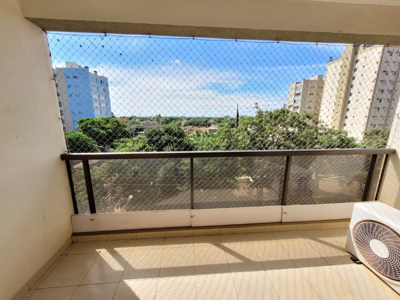 Apartamento com 4 quartos no Vila Planalto em Dourados/MS — foto 8