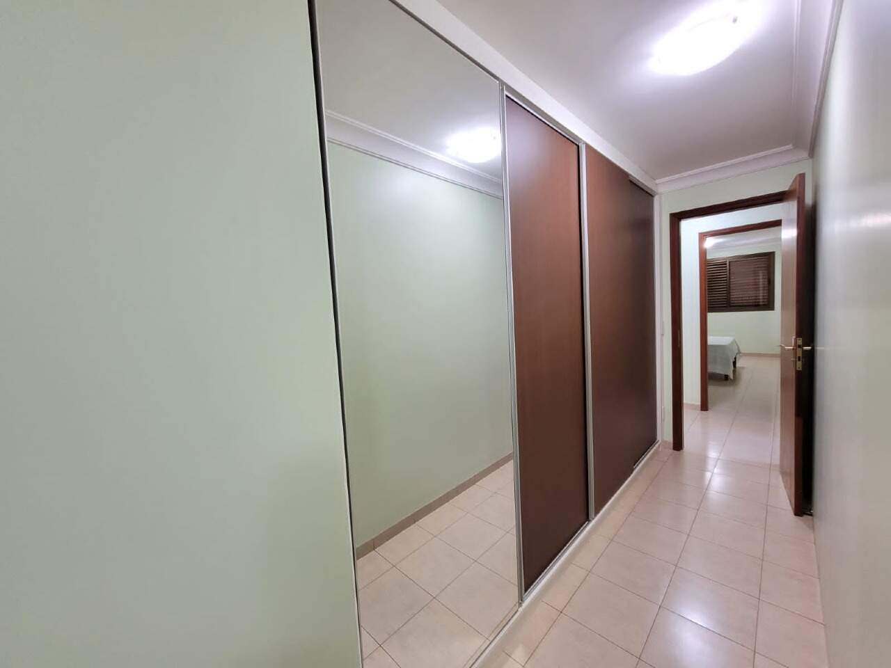 Apartamento com 4 quartos no Vila Planalto em Dourados/MS — foto 4