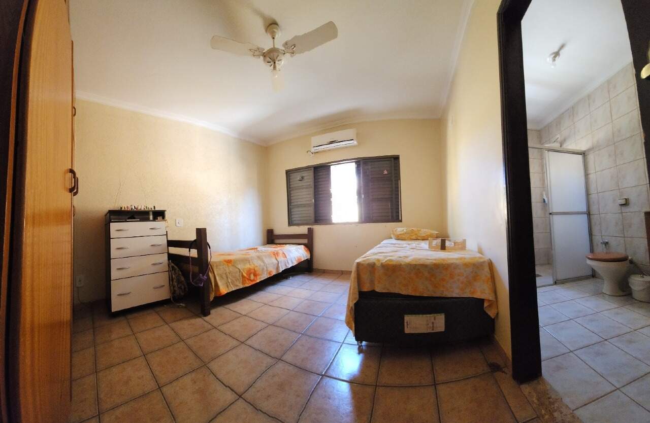 Casa com 4 quartos no Parque Alvorada em Dourados/MS — foto 5