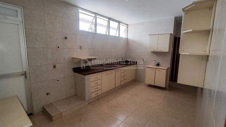 Casa com 5 quartos no Vila Progresso em Dourados/MS — foto 3