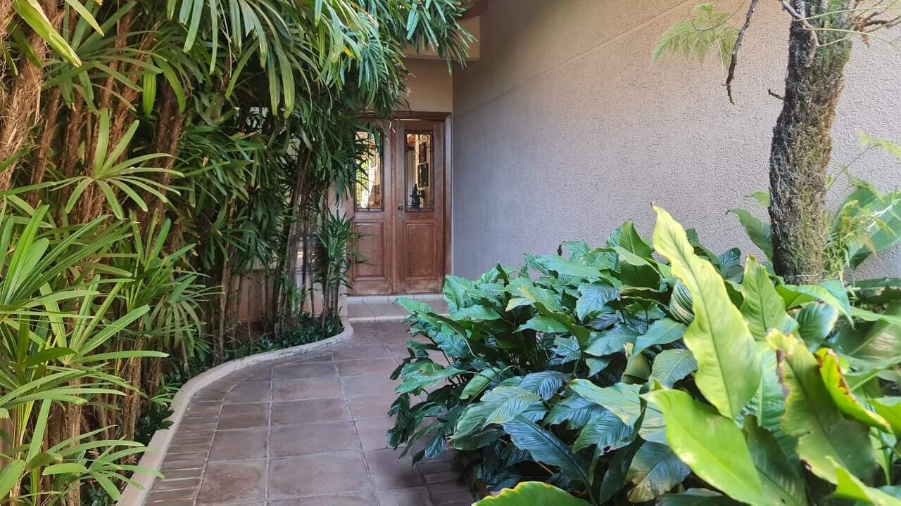 Casa com 3 quartos no Vila São Luiz em Dourados/MS — foto 2
