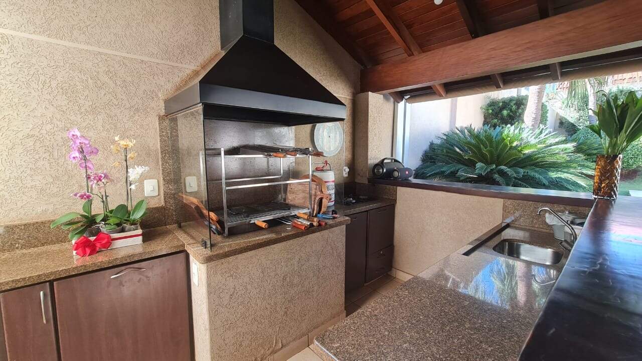 Casa com 3 quartos no Vila São Luiz em Dourados/MS — foto 11