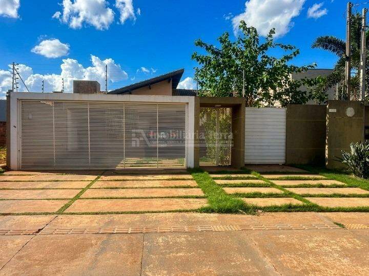 Casa com 3 quartos no Parque Alvorada em Dourados/MS — foto 1