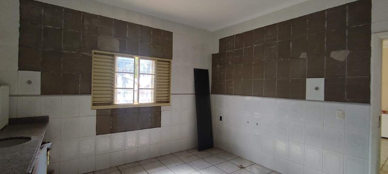 Casa com 4 quartos no Jardim Itatiaia em Campo Grande/MS — foto 18