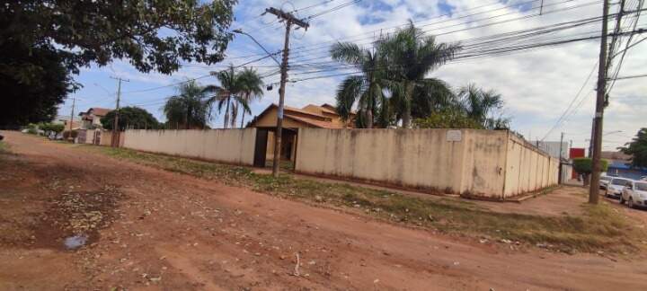 Casa com 4 quartos no Jardim Itatiaia em Campo Grande/MS — foto 1