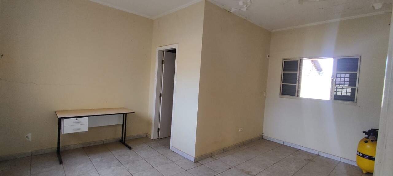 Casa com 4 quartos no Jardim Itatiaia em Campo Grande/MS — foto 10