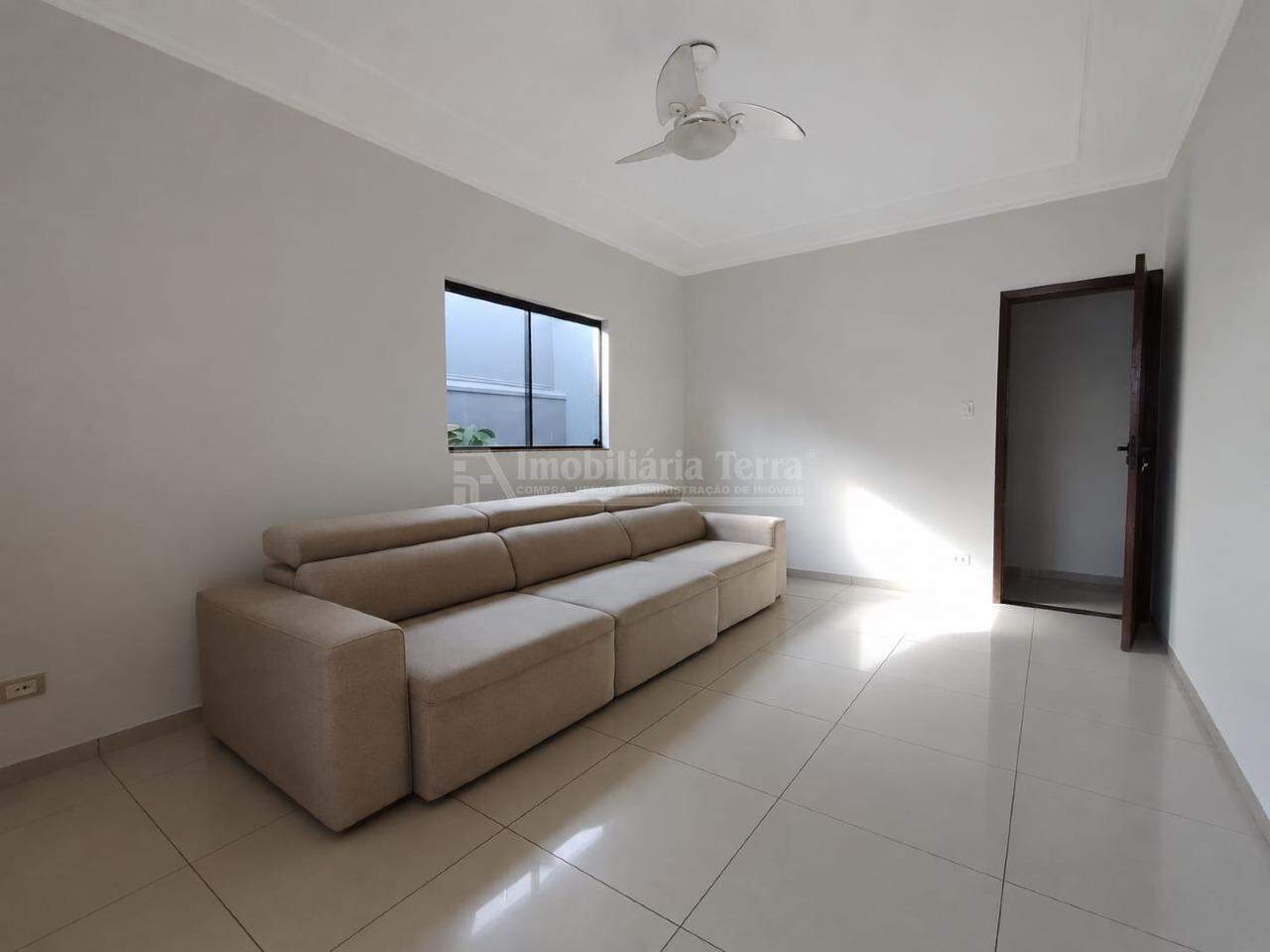 Casa com 3 quartos no Jardim Tropical em Dourados/MS — foto 4