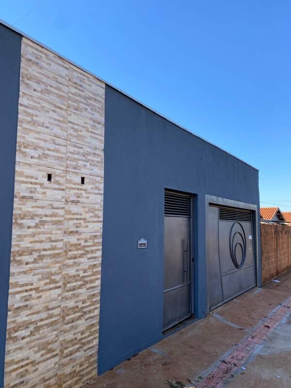 Casa com 2 quartos no Jardim Deoclécio Artuzzi II em Dourados/MS — foto 1