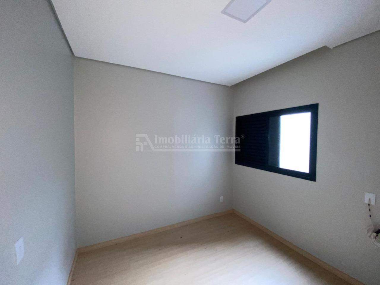 Casa com 3 quartos no Jardim Cristhais em Dourados/MS — foto 4