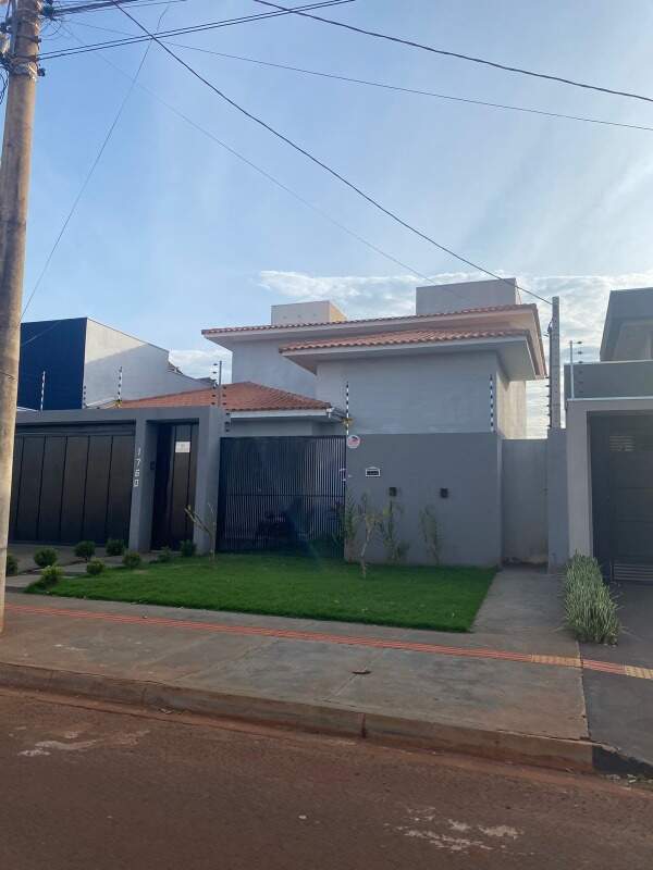Casa com 3 quartos no Santa Fé em Dourados/MS — foto 1