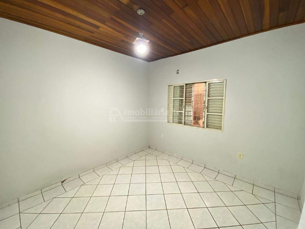 Casa com 4 quartos no Jardim São Pedro em Dourados/MS — foto 10
