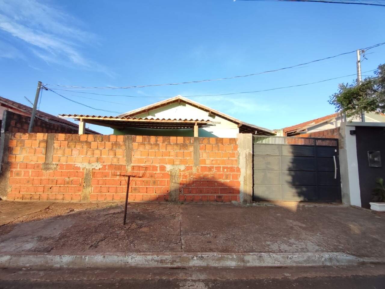 Casa com 3 quartos no Canaã III em Dourados/MS — foto 1