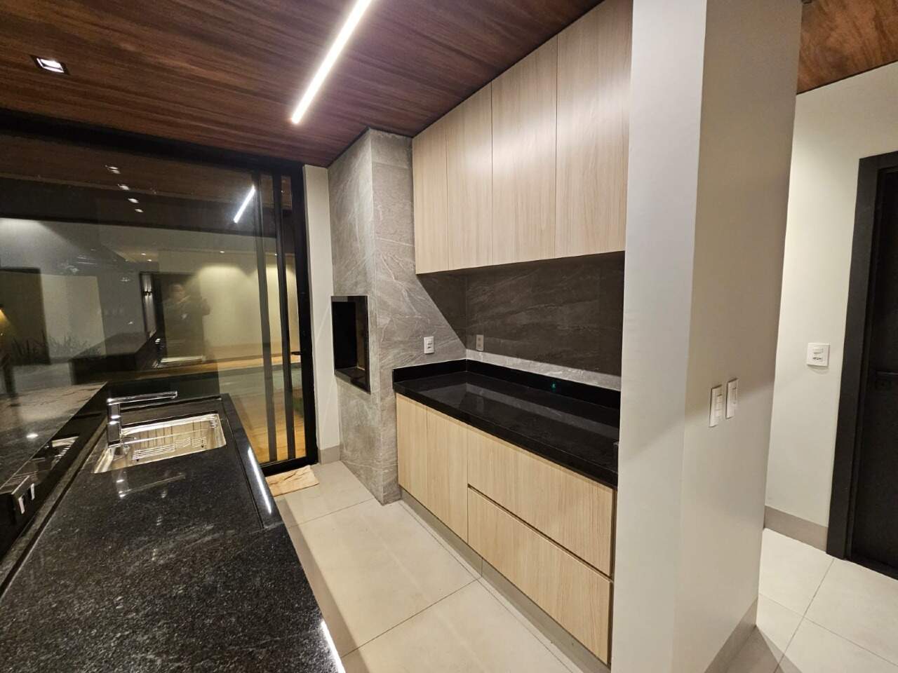 Casa com 4 quartos no Ecoville em Dourados/MS — foto 4