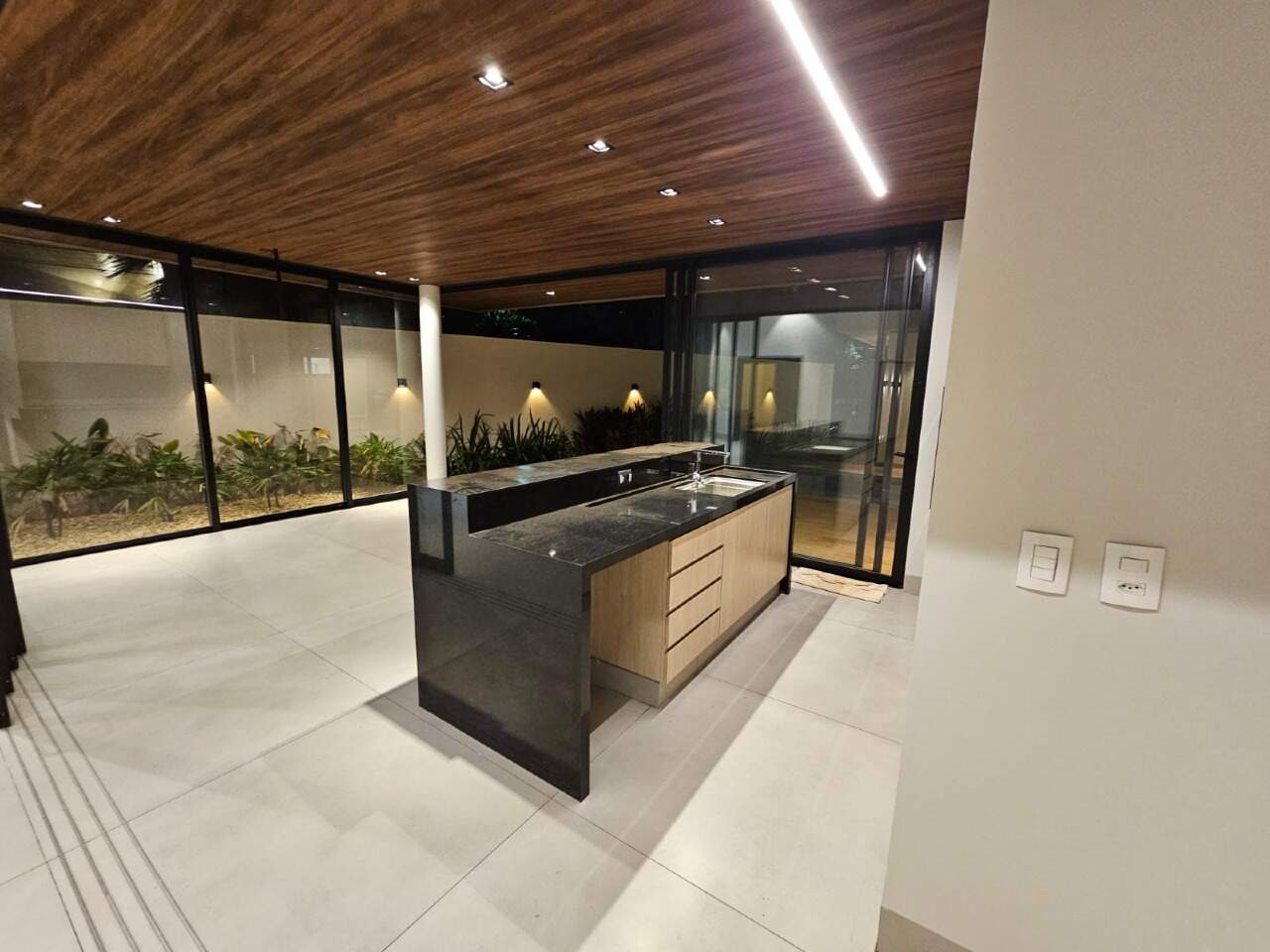 Casa com 4 quartos no Ecoville em Dourados/MS — foto 3