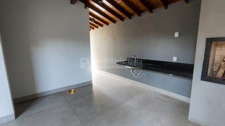 Casa com 3 quartos no Parque dos Jequitibás em Dourados/MS — foto 2