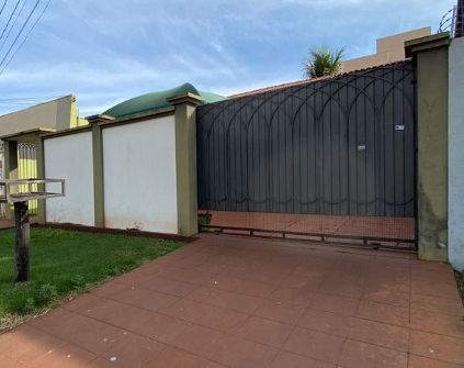Casa com 5 quartos no Vila São Francisco em Dourados/MS — foto 1