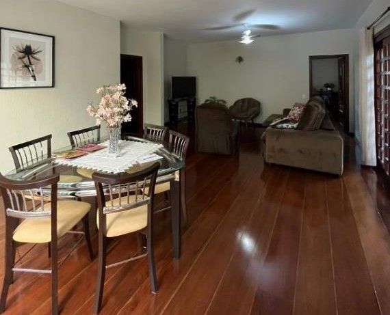 Casa com 6 quartos no Jardim Maringá em Dourados/MS — foto 11
