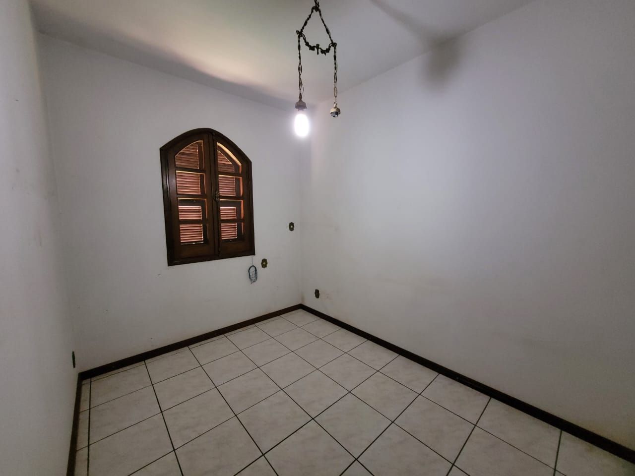 Casa com 6 quartos no Jardim Tropical em Dourados/MS — foto 9