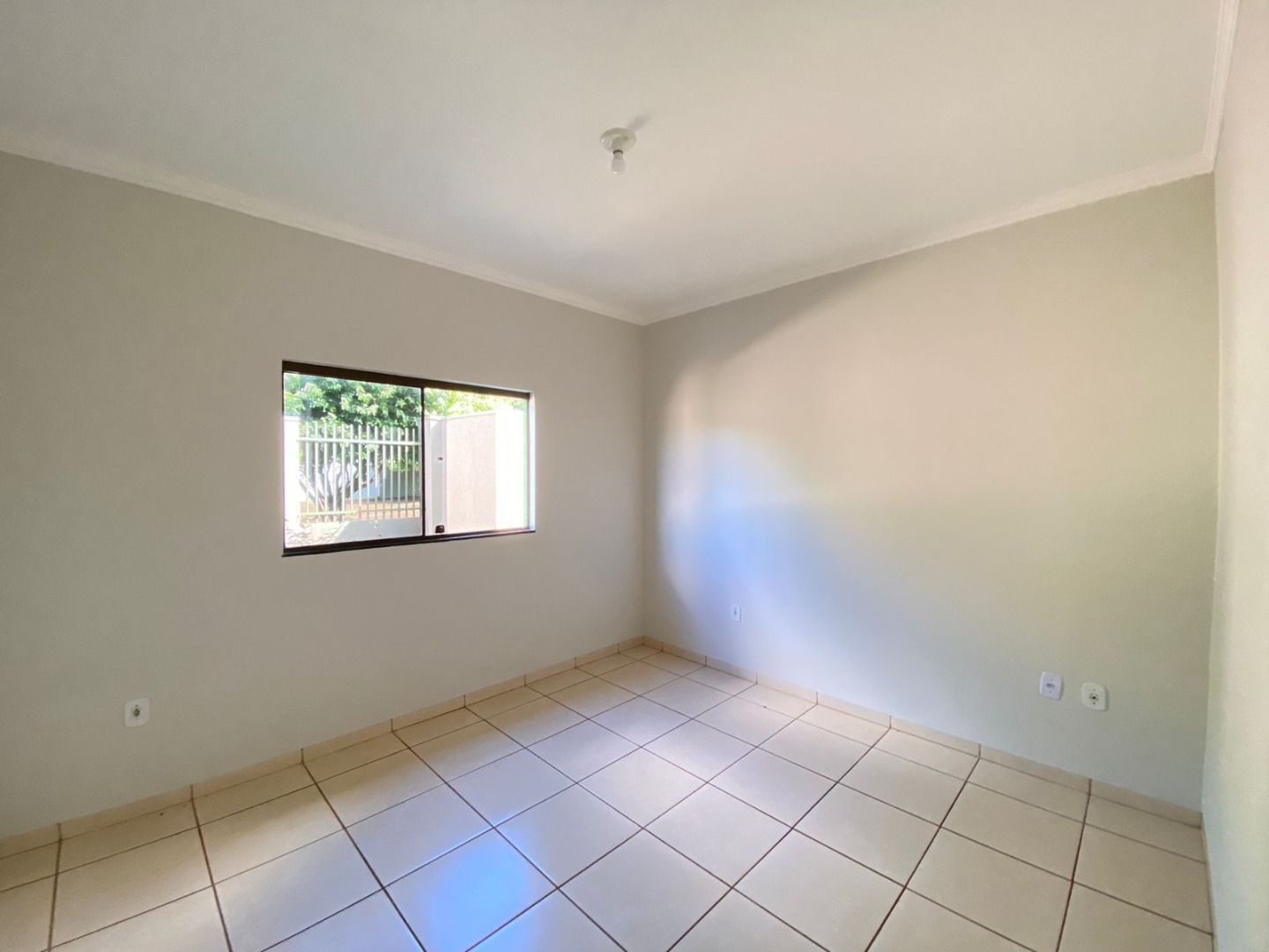 Casa com 2 quartos no Jardim Rasslem em Dourados/MS — foto 5